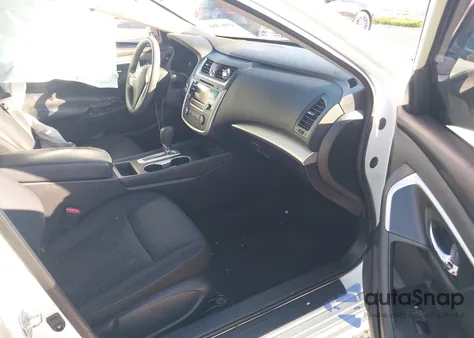 2017 Nissan Altima 2.5 S z USA, uszkodzony, nr VIN 1N4AL3AP2HC149373